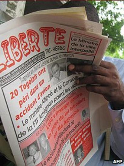 L’Organe de Régulation des Médias du Togo Suspend des Journaux pour des Publications Critiques à l’Encontre de Diplomates