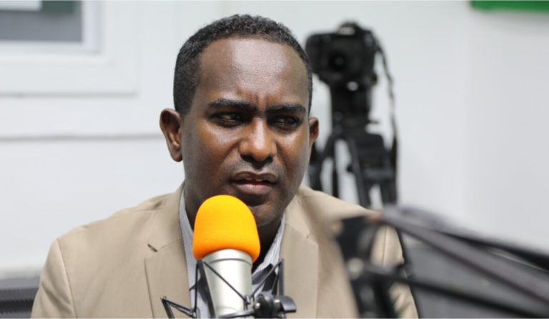 Somali authorities must end judicial harassment of journalist Abdalle Ahmed Mumin